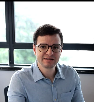 Dr. Daniel Coutinho, responsável pelos implantes zigomáticos Natal-RN